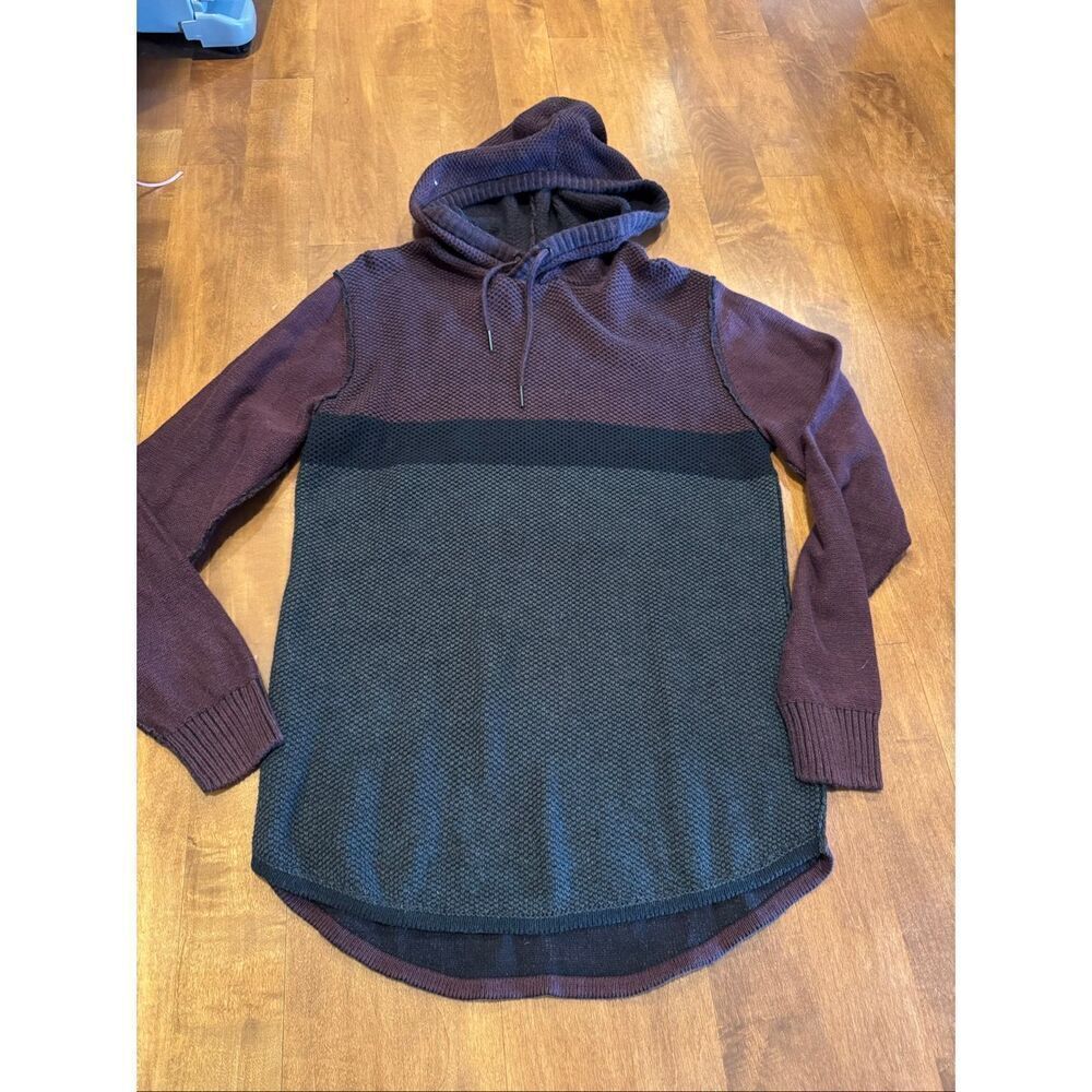 Men’s BKE cotton blend sweater size large